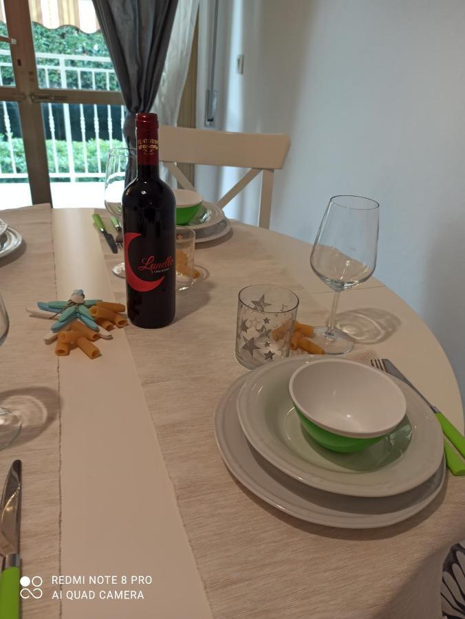 Le Palme 98 "Casa Vacanze" Lido di Camaiore Luaran gambar