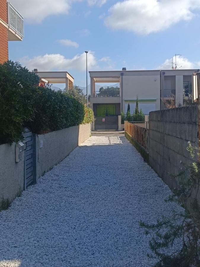 Le Palme 98 "Casa Vacanze" Lido di Camaiore Luaran gambar