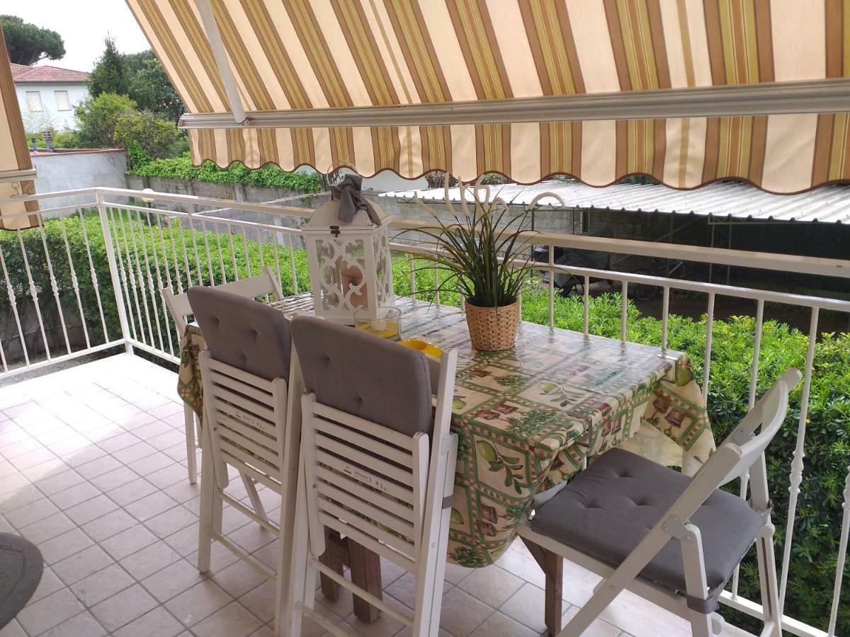 Le Palme 98 "Casa Vacanze" Lido di Camaiore Luaran gambar